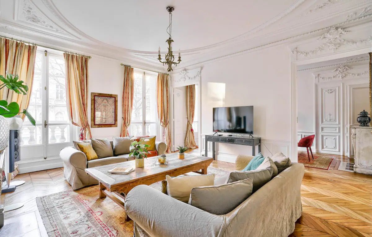 Logement Airbnb Paris, proche Trocadero & Champs Elysée - Résidence BNB